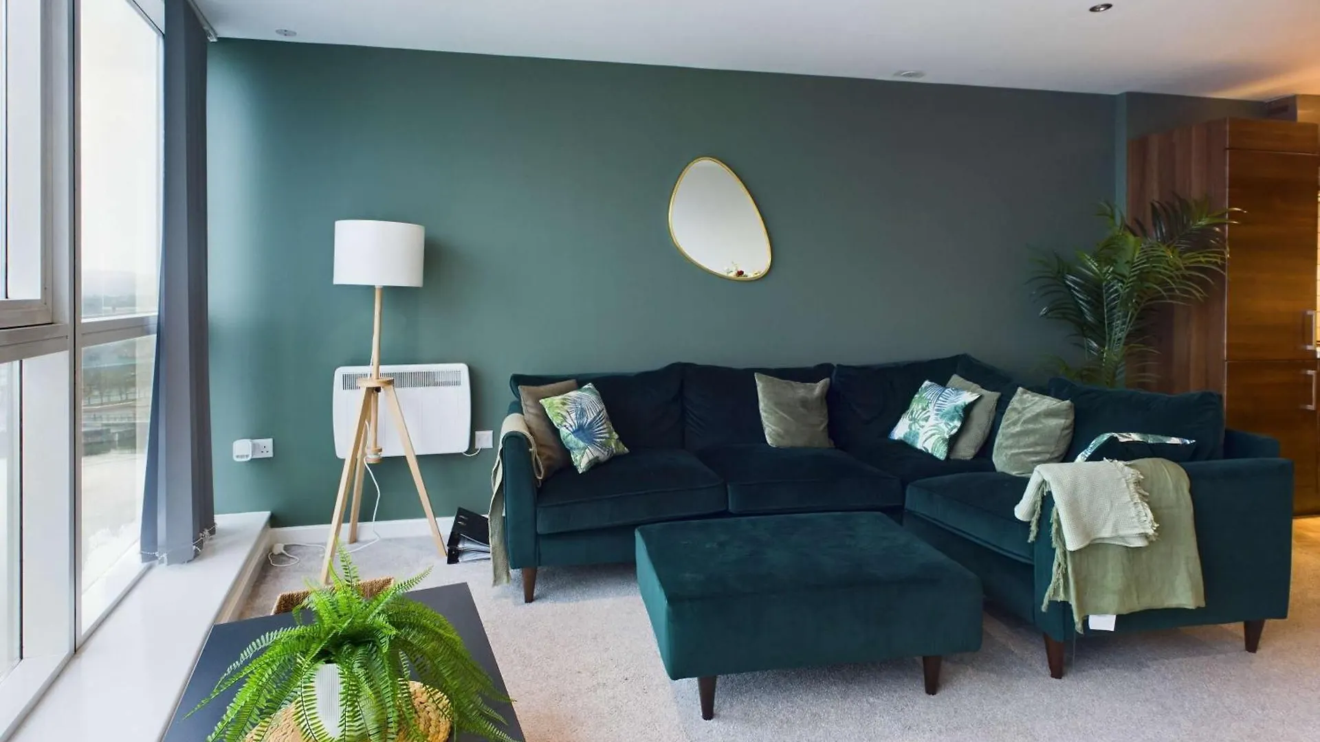Free Parking - Modern 2 Bedroom Apt In Belfast Apartment